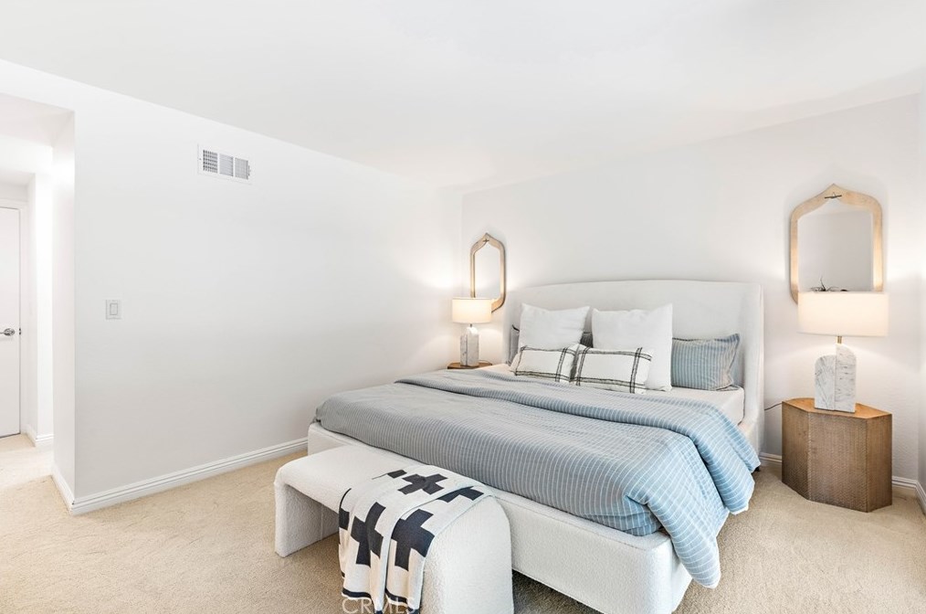 15201 Touraine Way, Irvine CA  92604-3149 exterior