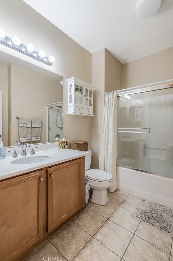 63 Olivehurst, Irvine CA  92602-0936 exterior