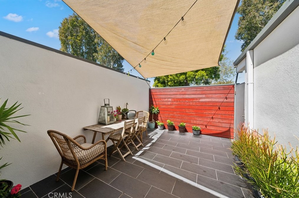 416 Bolero Way, Newport Beach CA  92663-3602 exterior