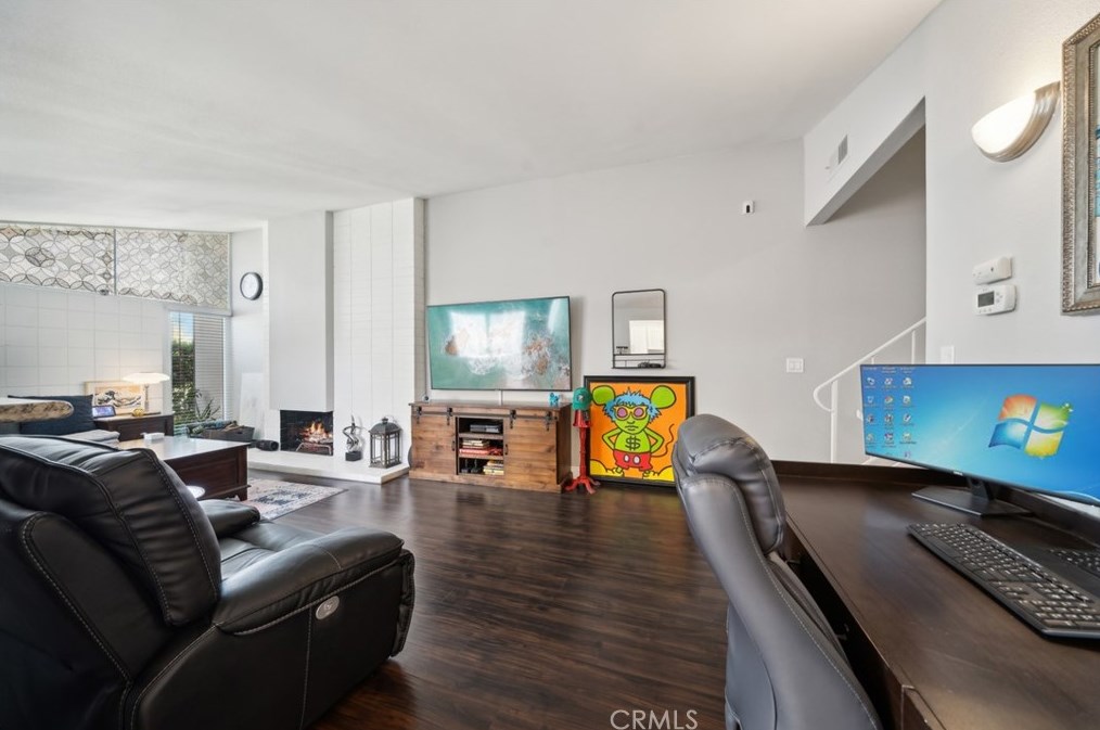 416 Bolero Way, Newport Beach CA  92663-3602 exterior