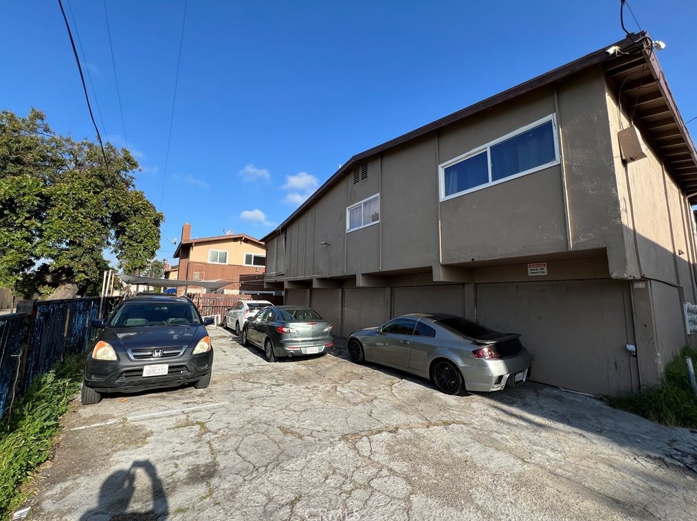 2158 Brownwood Ave, Anaheim CA  92801-5738 exterior