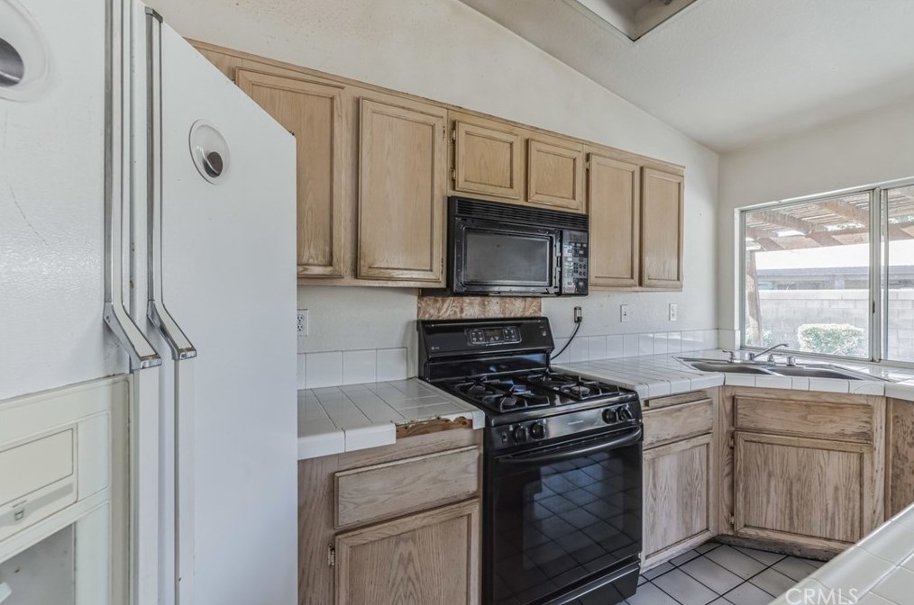 79195 Laurie Ct, La Quinta CA  92253-4252 exterior