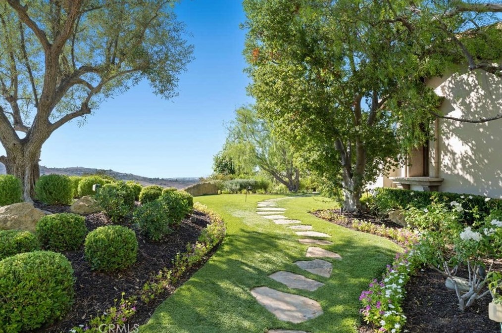 74 Golden Eagle, Irvine CA  92603-0309 exterior