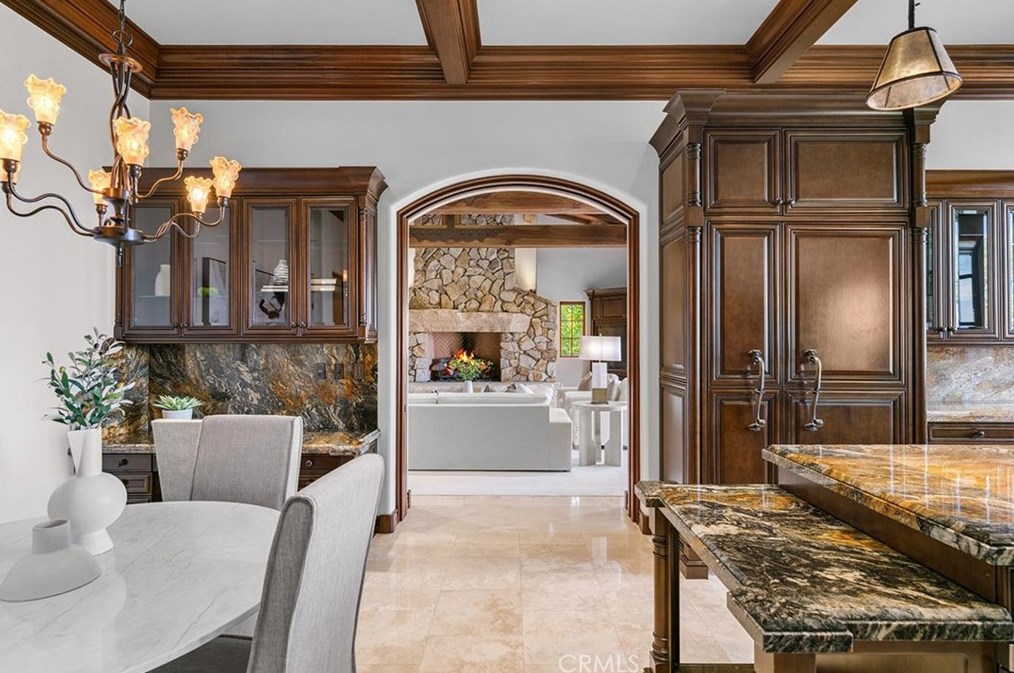 74 Golden Eagle, Irvine CA  92603-0309 exterior