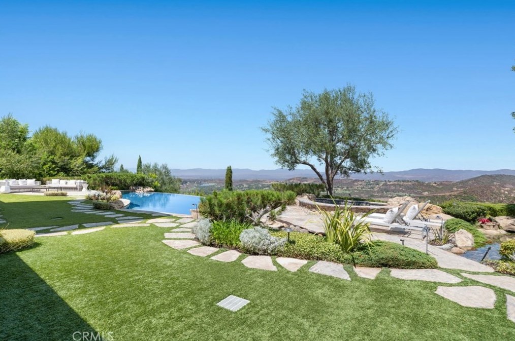 74 Golden Eagle, Irvine CA  92603-0309 exterior