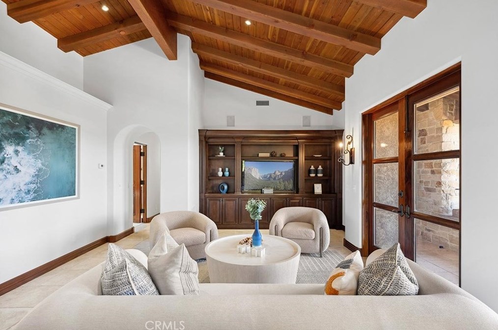 74 Golden Eagle, Irvine CA  92603-0309 exterior