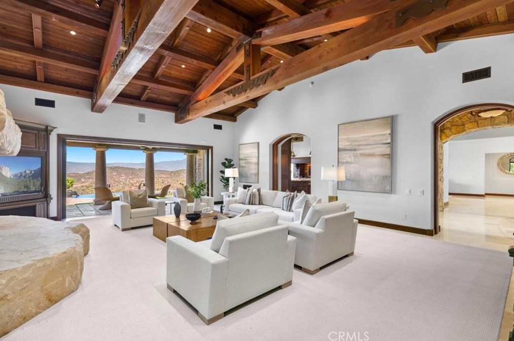 74 Golden Eagle, Irvine CA  92603-0309 exterior