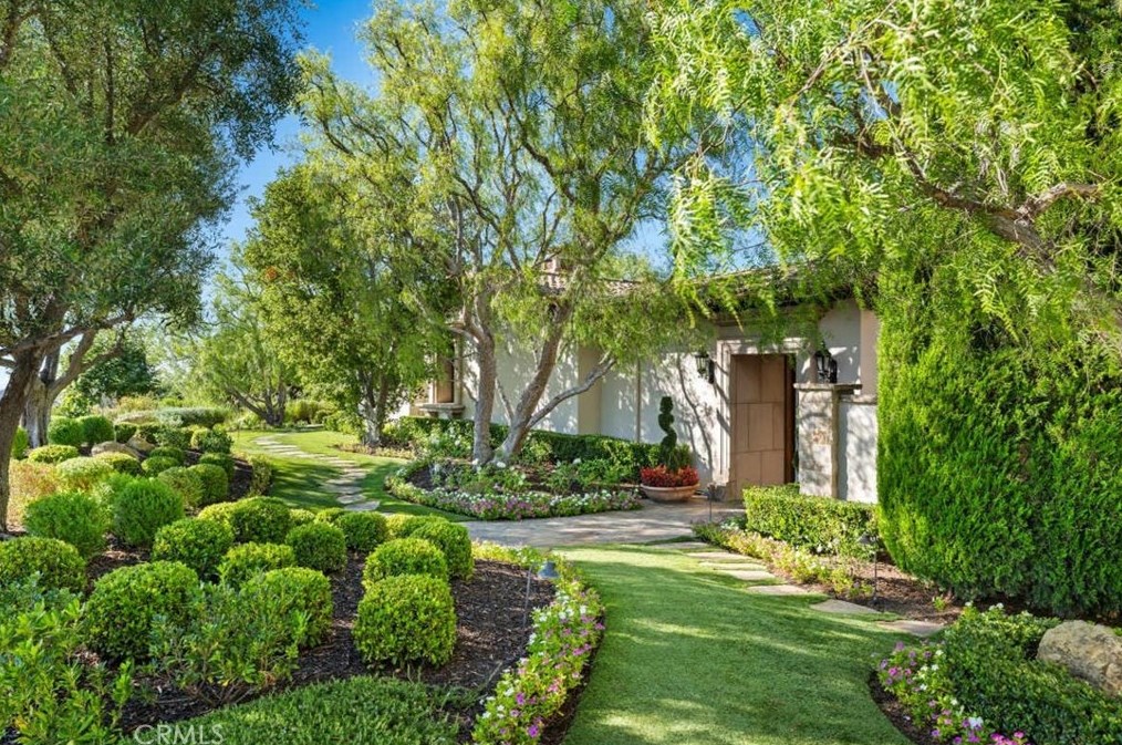 74 Golden Eagle, Irvine CA  92603-0309 exterior