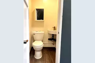 10443 Magnolia Boulevard, North Hollywood, CA 91601 - Photo 27