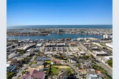 230 Ocean View Avenue, Newport Beach, CA 92663 - Photo 9