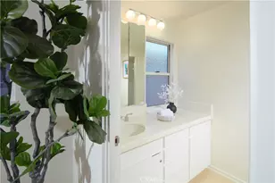 29 Linda, Newport Beach, CA 92660 - Photo 17