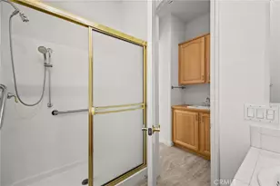 9116 Pinyon Point Ct, Corona, CA 92883 - Photo 23