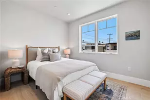 825 W Bay Ave, Newport Beach, CA 92661 - Photo 13