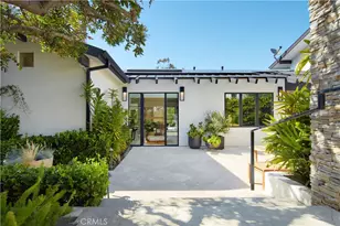 22 Cherry Hills Ln, Newport Beach, CA 92660 - Photo 7