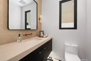 20 Balboa Coves, Newport Beach, CA 92663 - Photo 9