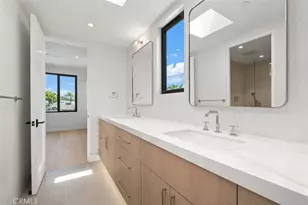 20 Balboa Coves, Newport Beach, CA 92663 - Photo 49