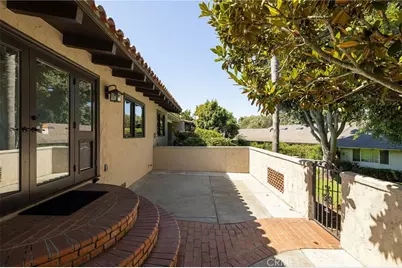 409 Vista Grande, Newport Beach, CA 92660 - Photo 33