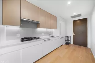 877 Francisco St, Los Angeles, CA 90017 - Photo 5