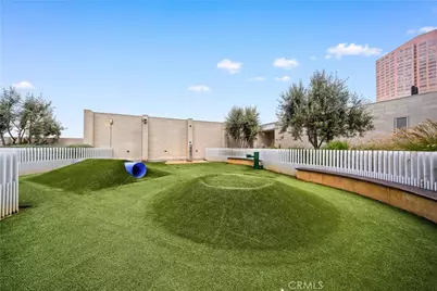 877 Francisco Street #2503, Los Angeles, CA 90017 - Photo 29