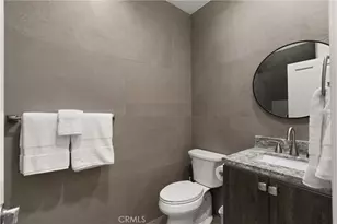 302 Carnation Ave, Corona del Mar, CA 92625 - Photo 29