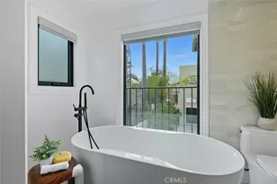 3 Linda Isle, Newport Beach, CA 92660 - Photo 21
