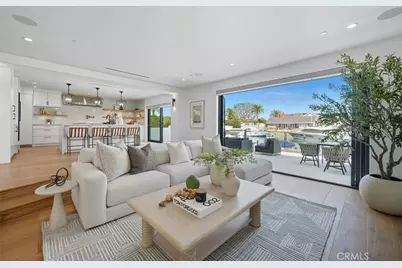 3 Linda Isle, Newport Beach, CA 92660 - Photo 3