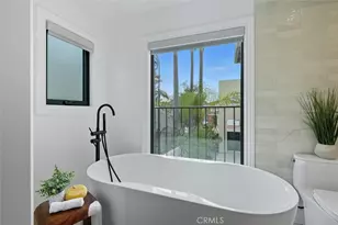 3 Linda Isle, Newport Beach, CA 92660 - Photo 21