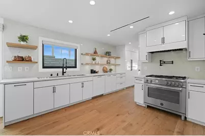 3 Linda Isle, Newport Beach, CA 92660 - Photo 11