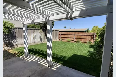 416 Hamilton Street, Costa Mesa, CA 92627 - Photo 11