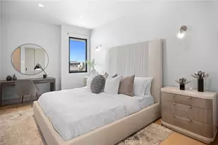 706 W Oceanfront, Newport Beach, CA 92661 - Photo 31