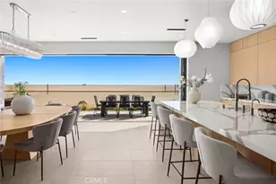 706 W Oceanfront, Newport Beach, CA 92661 - Photo 13