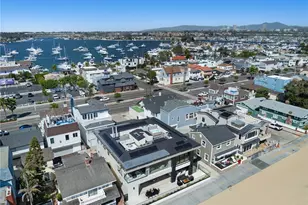 706 W Oceanfront, Newport Beach, CA 92661 - Photo 39