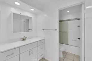 22306 Caminito Danubo, Laguna Hills, CA 92653 - Photo 17