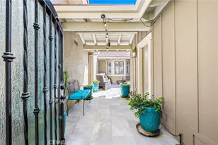 152 Lost River Dr, Palm Desert, CA 92211 - Photo 5