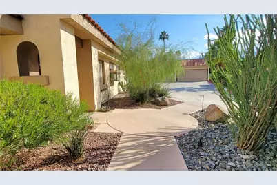 44700 San Jacinto Avenue, Palm Desert, CA 92260 - Photo 7