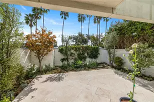 739 Avocado, Corona del Mar, CA 92625 - Photo 17