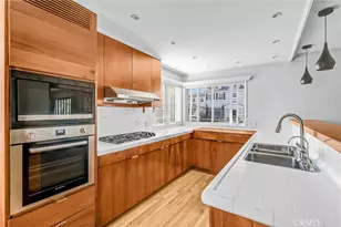 310 Marigold, Corona del Mar, CA 92625 - Photo 17