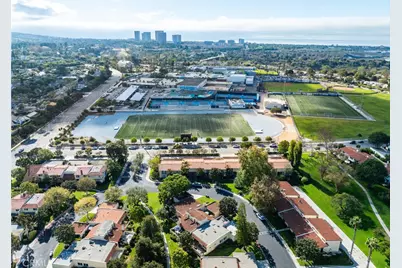 2209 Vista Huerta, Newport Beach, CA 92660 - Photo 29