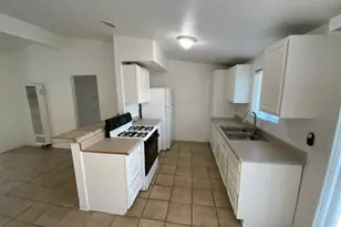 2214 Rutgers Dr, Costa Mesa, CA 92627 - Photo 19