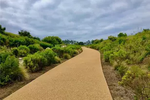 237 Plymouth Ave, Newport Beach, CA 92660 - Photo 37