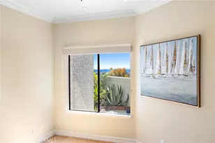 200 Paris Ln, Newport Beach, CA 92663 - Photo 23
