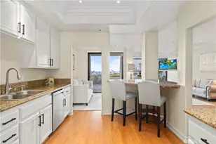 200 Paris Ln, Newport Beach, CA 92663 - Photo 15
