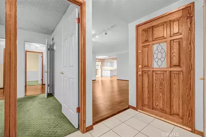 16502 Loire, Huntington Beach, CA 92647 - Photo 11