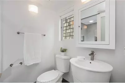 2618 Cove Street, Corona del Mar, CA 92625 - Photo 23