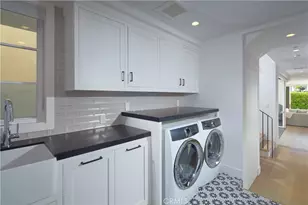 418 Larkspur, Corona del Mar, CA 92625 - Photo 9