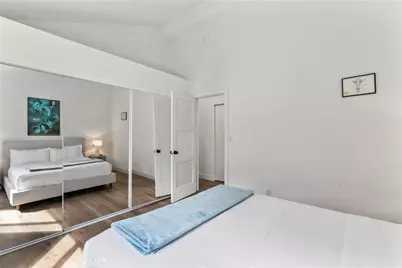 410 Clubhouse, Newport Beach, CA 92663 - Photo 35