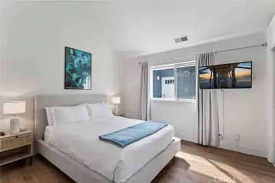 410 Clubhouse, Newport Beach, CA 92663 - Photo 37