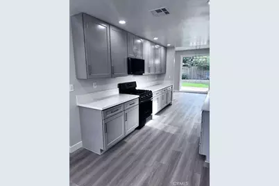 14272 Acacia Drive, Tustin, CA 92780 - Photo 9