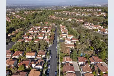 10 Bower Tree, Irvine, CA 92603 - Photo 37