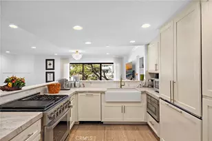 12 Encore Ct, Newport Beach, CA 92663 - Photo 3